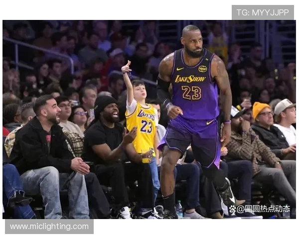 湖人逆转勇士詹姆斯砍下三双浓眉关键封盖助球队锁定胜局