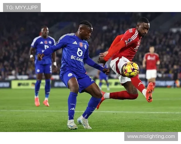 米德尔斯堡全力冲击升级席位新援加盟助力球队重返英超梦想